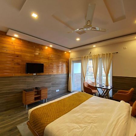 The Aesthetic Hotel & Restaurant Bhīm Tāl Extérieur photo