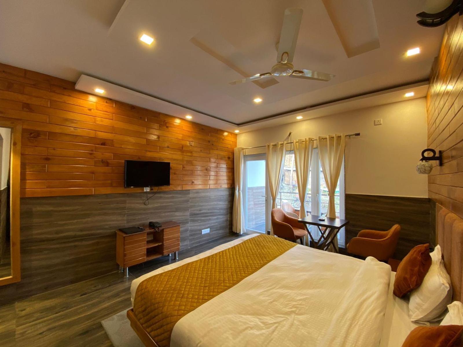 The Aesthetic Hotel & Restaurant Bhīm Tāl Extérieur photo