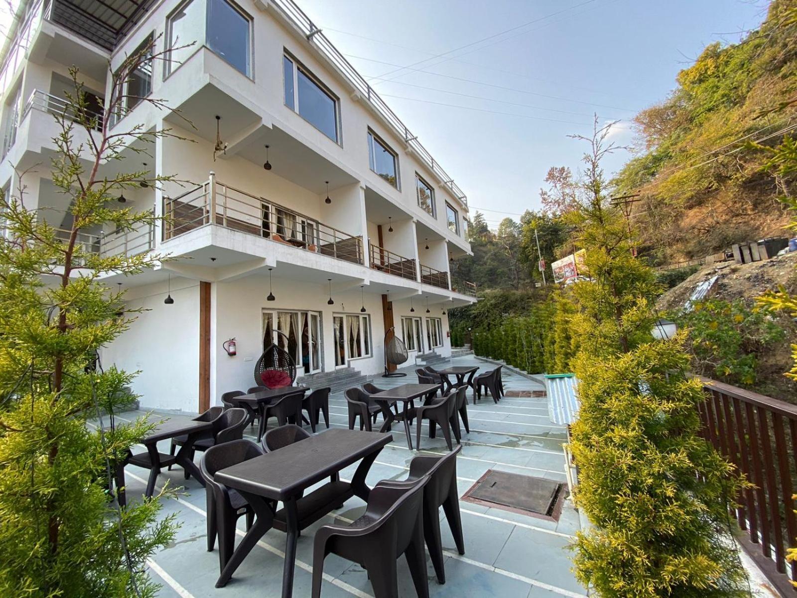 The Aesthetic Hotel & Restaurant Bhīm Tāl Extérieur photo