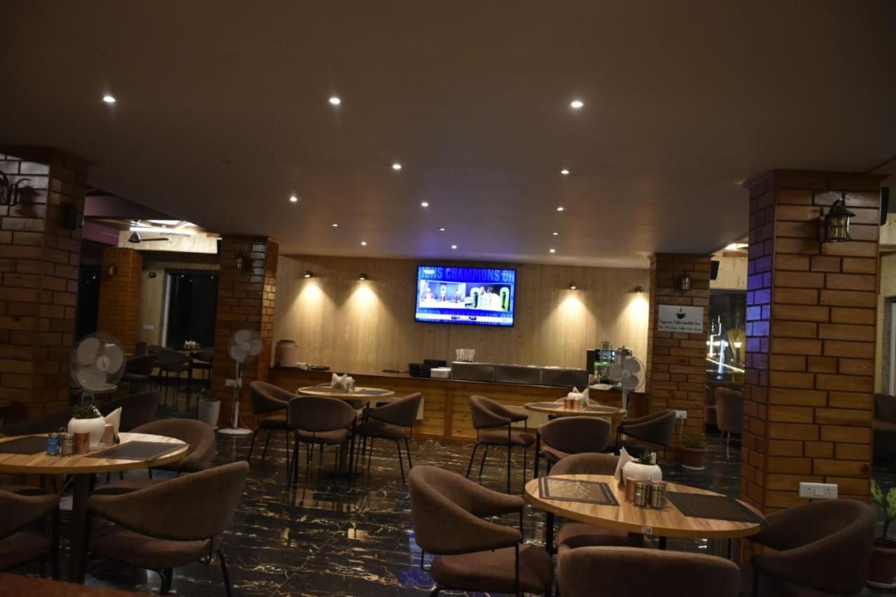 The Aesthetic Hotel & Restaurant Bhīm Tāl Extérieur photo